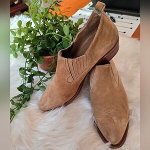 Frye Tan Ankle Boots Size 7